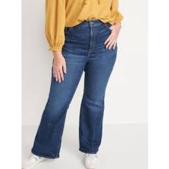 622. Old navy higher high rise flare size 12 petite NWT - Picture 1 of 9
